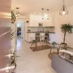 Apartamento Beautiful And Elegant One Bedroom Fuengirola