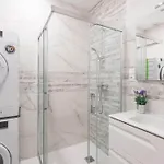 아파트 Beautiful And Elegant One Bedroom