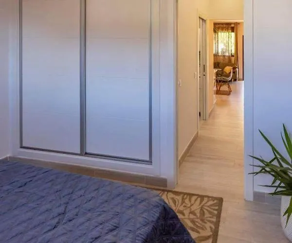 Beautiful And Elegant One Bedroom Apartment Fuengirola