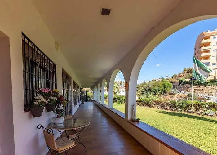 Beautiful And Elegant One Bedroom Apartment Fuengirola