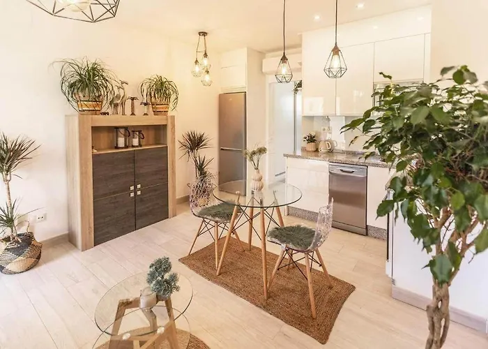 Beautiful And Elegant One Bedroom